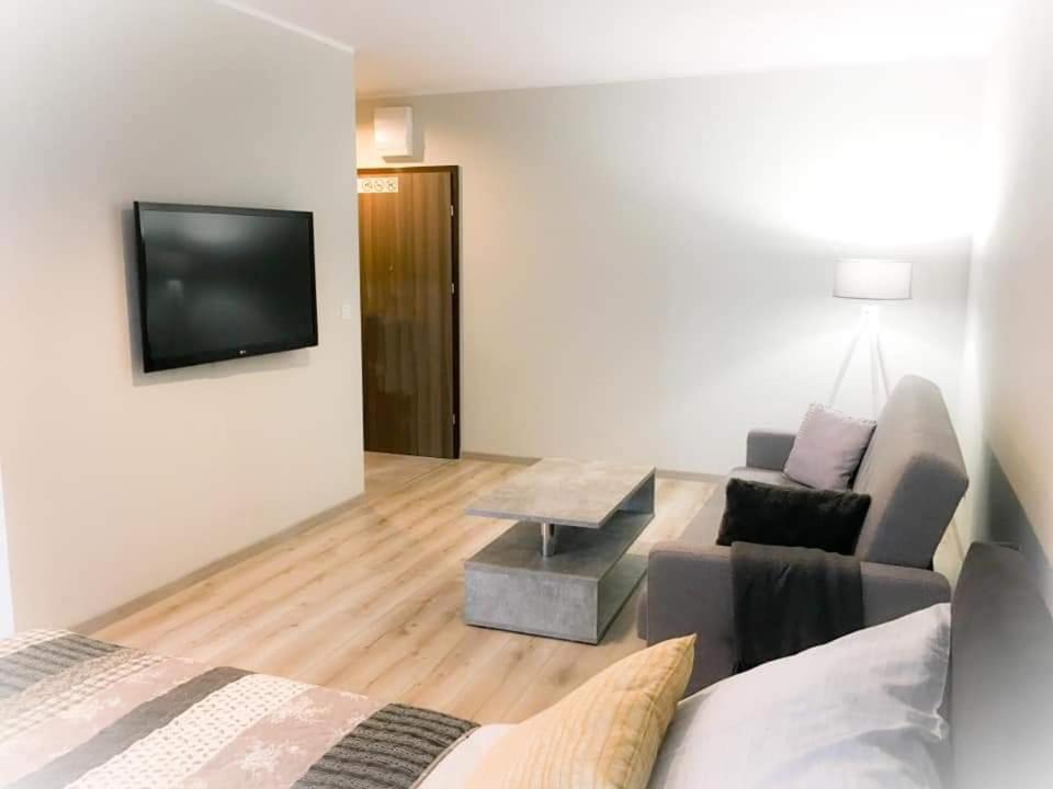 Apartamento Apartament Konin Prestige Exterior foto